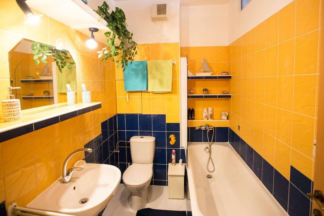 Cozy Apartment Btw Centre And Airport - Private Host - No Invoice Bratislava Exteriör bild